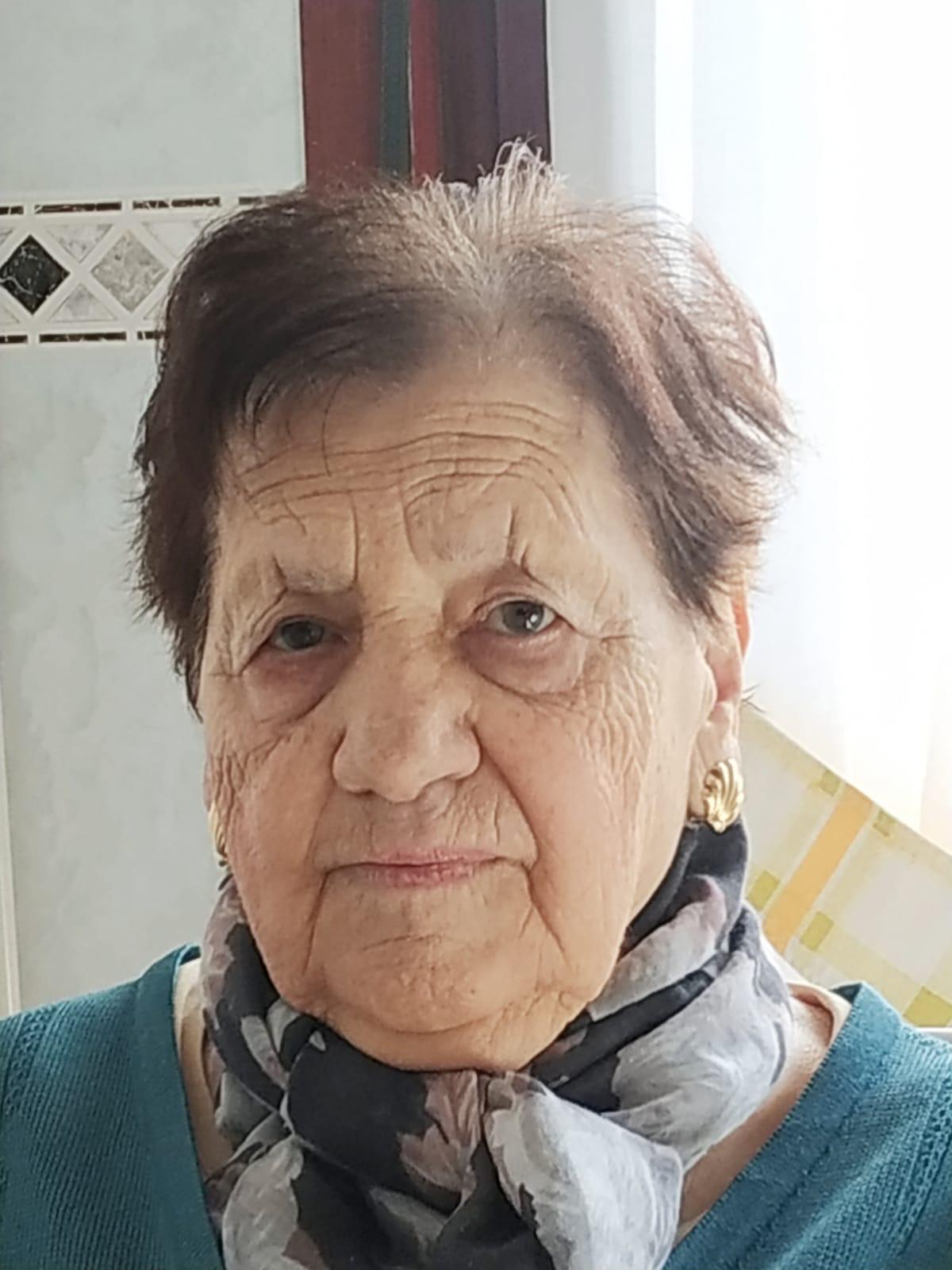 Doña ANTONIA MATEOS MIGUEL